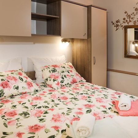 Apartments Faris Kanfanar Zewnętrze zdjęcie