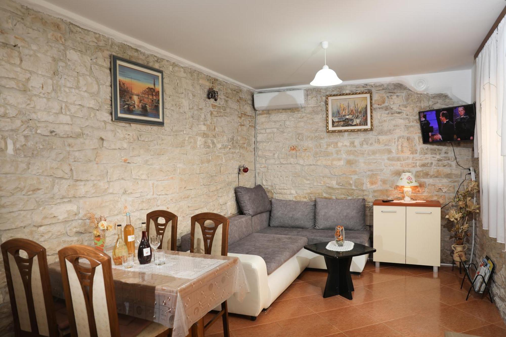 Apartments Faris Kanfanar Zewnętrze zdjęcie