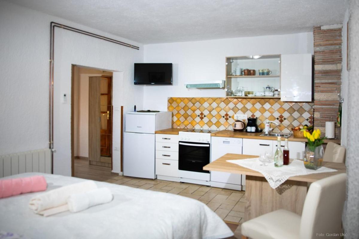 Apartments Faris Kanfanar Zewnętrze zdjęcie