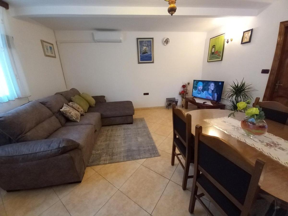 Apartments Faris Kanfanar Zewnętrze zdjęcie